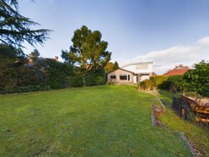 REAR ASPECT- click for photo gallery